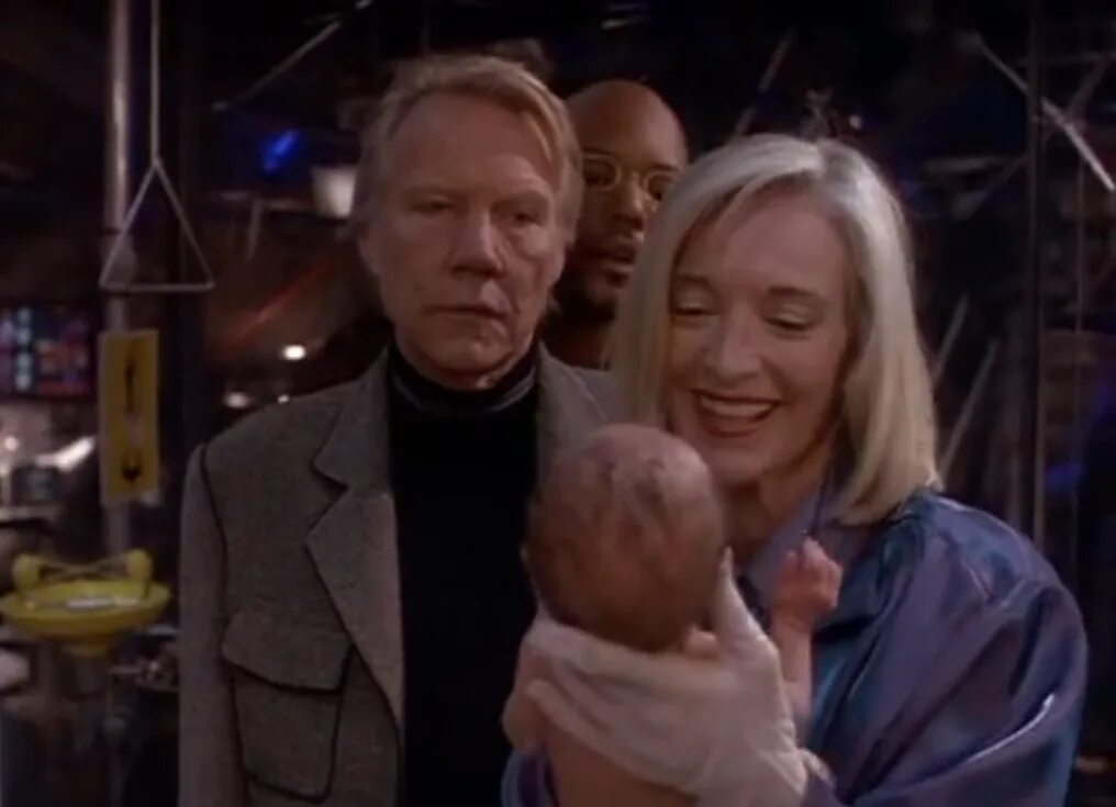 Lisa howard земля: последний конфликт. Земля последний конфликт смотрите. Последняя битва земля сериал. Тейлоны earth: final conflict. Тейлоны.