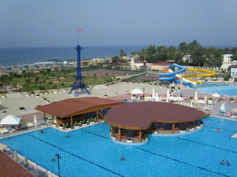 Турция аланья 1 линия. Bayar Family Resort Hotel&Spa (ex.Grand Cortez) 5* (Алания). Бояр Фэмили Резорт Турция. Отель в Турции Баяр Фэмили Резорт Алания. Bayar Family Resort Hotel 5.