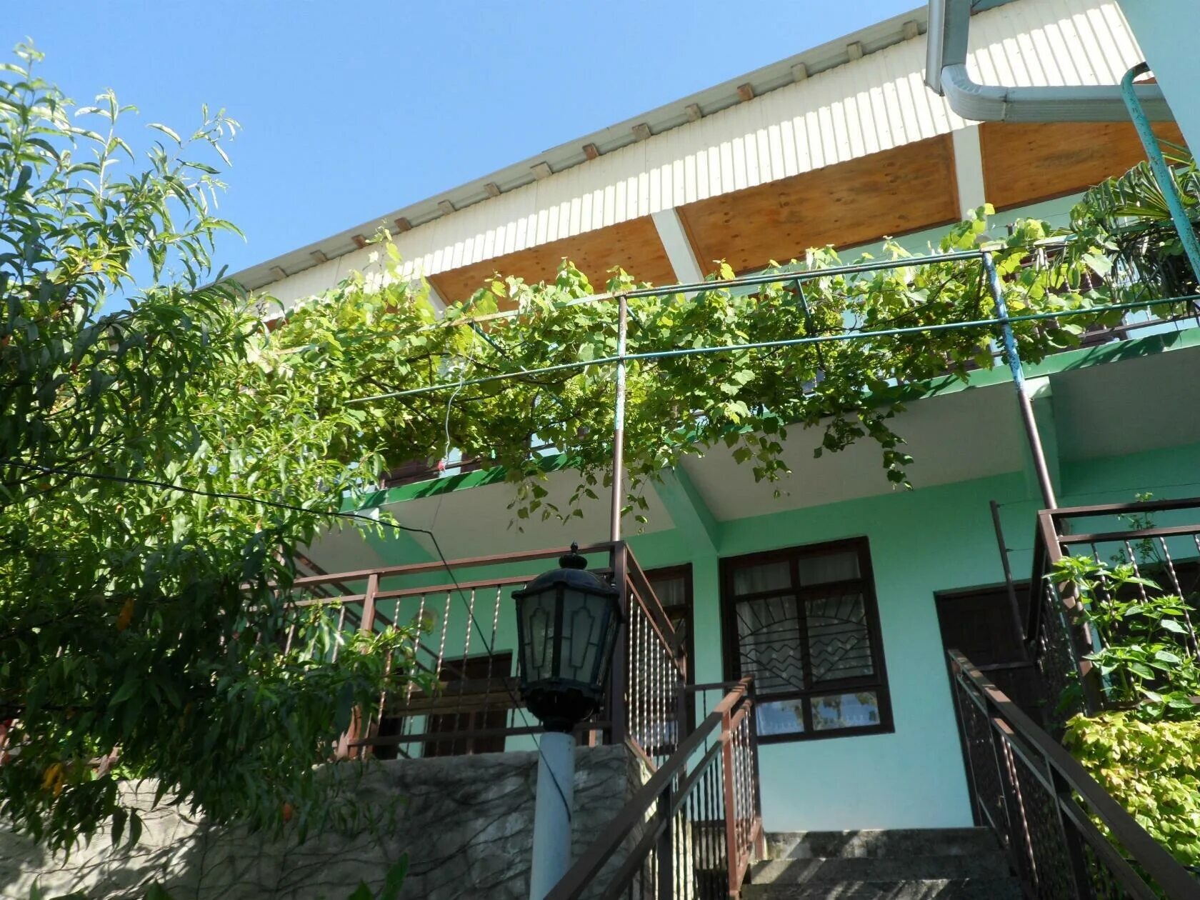 Агава циолковского 30. Гостевой дом агава лазаревское циолковского 30. Гостевой дом агава лазаревское циолковского. Агава циолковского 30. Гостевой дом агава метревели 13.