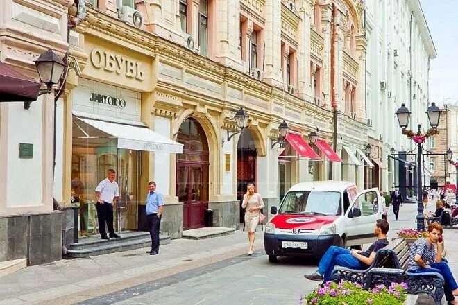 Столешников переулок бутики. Столешников переулок 11. Столешников переулок магазины. Столешников переулок 1985 год кондитерская.