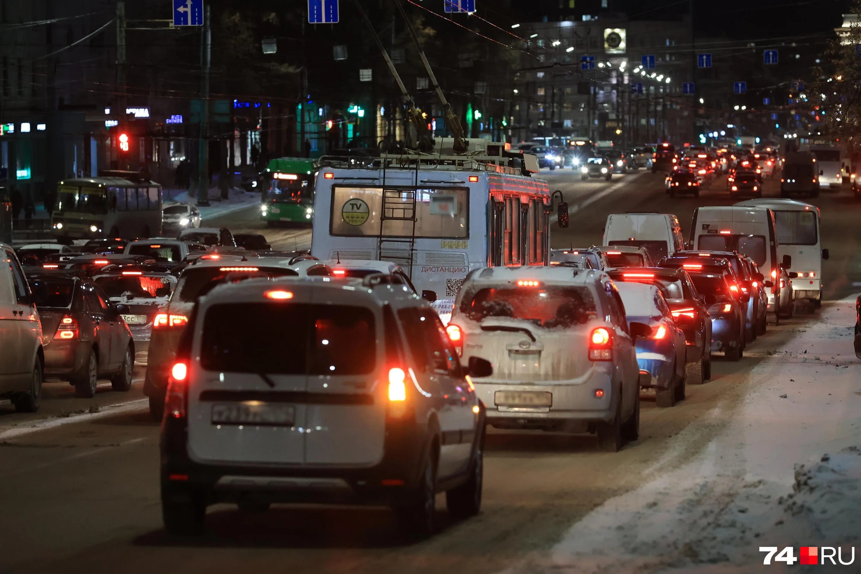 Мкад 18. Интенсивное движение транспорта. Перекрыто движение. Схема движения транспорта. Ограничение движения транспорта полиция.