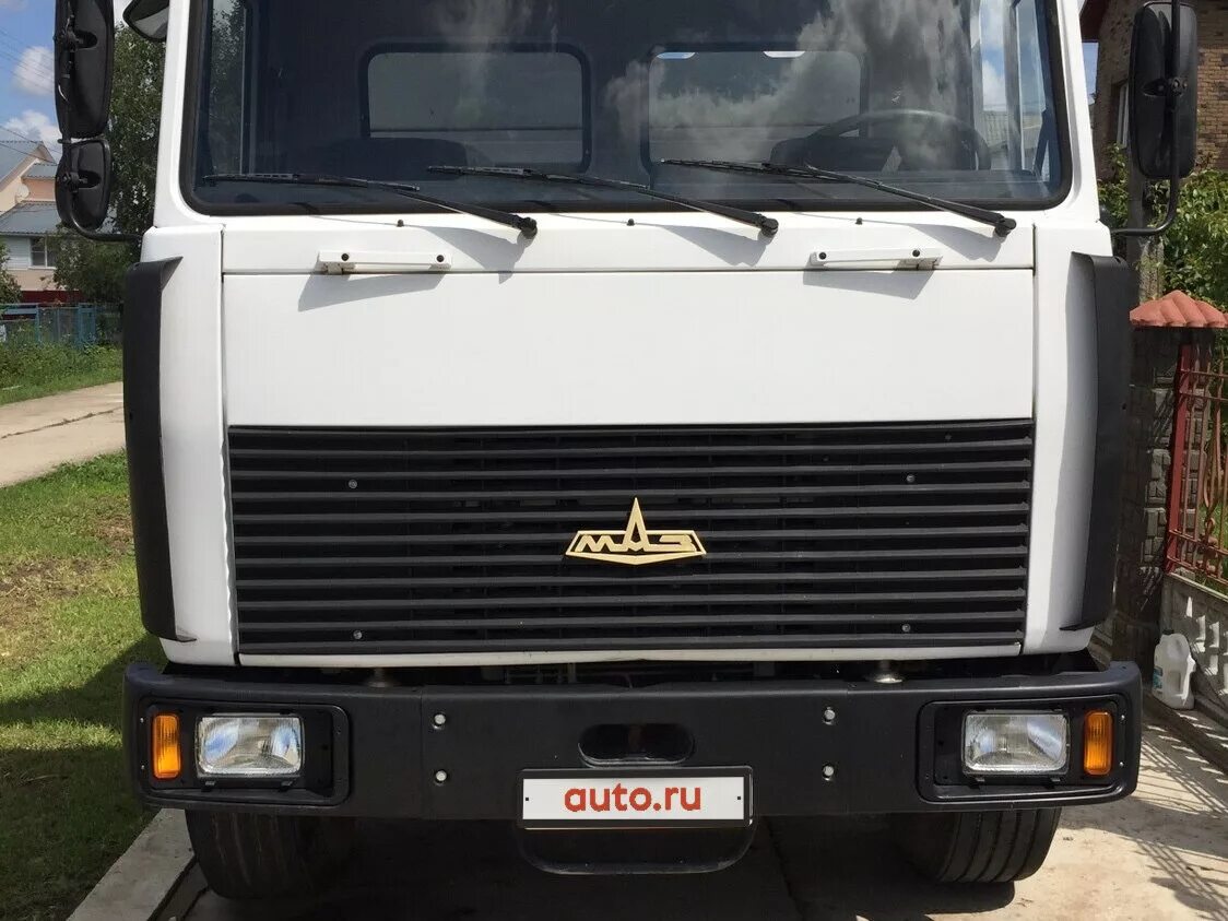 Капот маз 5340. Маз 5340 изотермический. Маз 2010. Маз 5440 серый. Маз 6425.