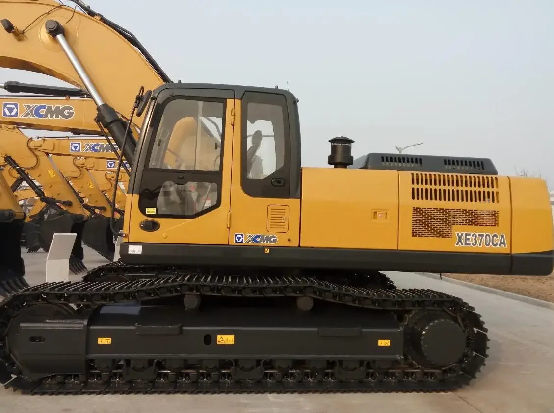 XCMG xe370ca. Гусеничный экскаватор XCMG xe370ca. Экскаватор гусеничный XCMG 370. Гусеничный экскаватор XCMG xe225dn. Экскаватор xcmg отзывы