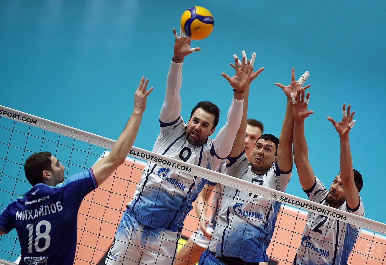 Зенит волейбольный клуб. Зенит (волейбольный клуб, казань). Волейболисты зенита. Зенит казань волейбол команда. Сайт волейбольного клуба зенит.