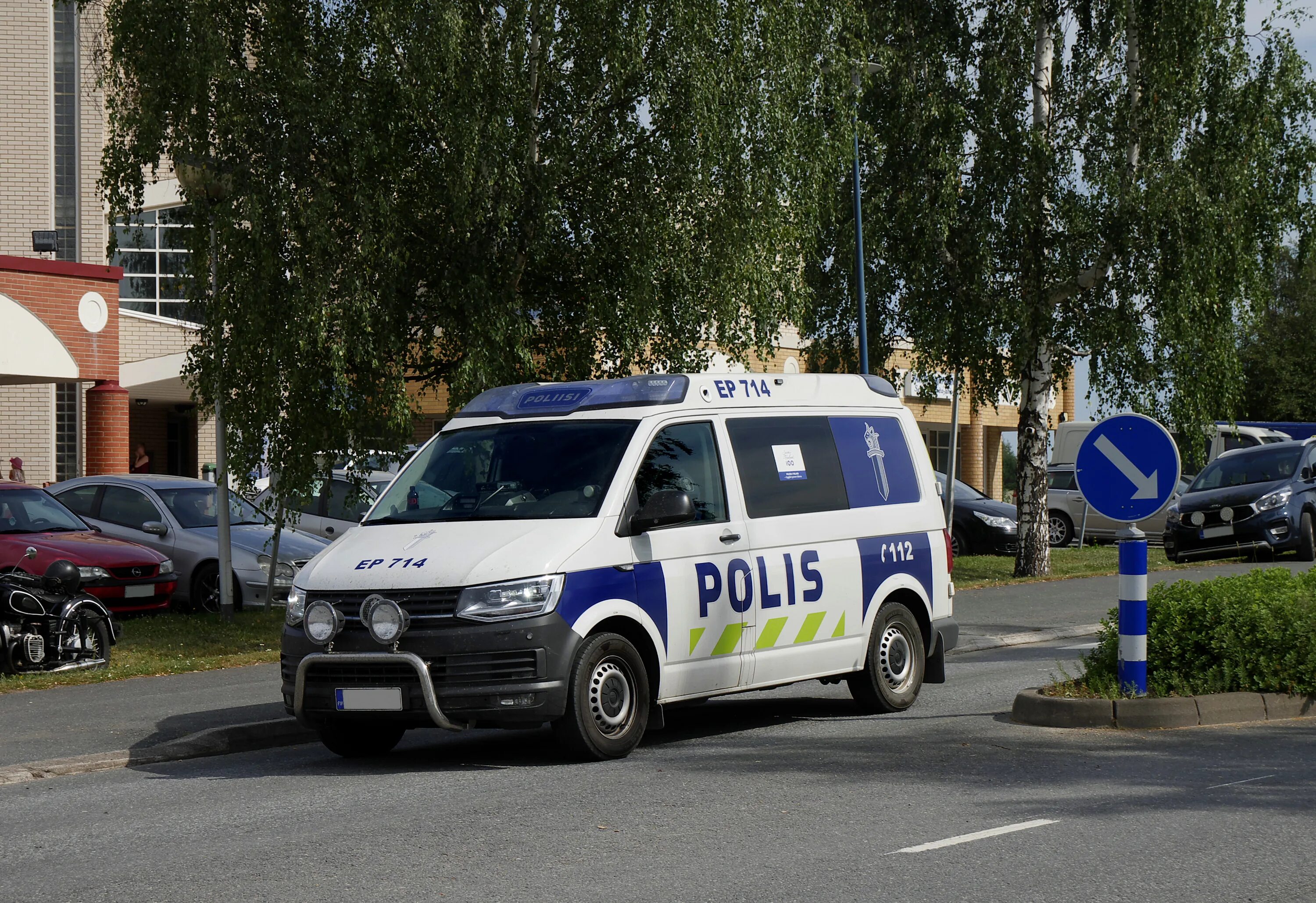 Безопасность финляндии. Finnish Police Volkswagen t5. Volkswagen Transporter полиция. Полиция Финляндии. Финская полиция.