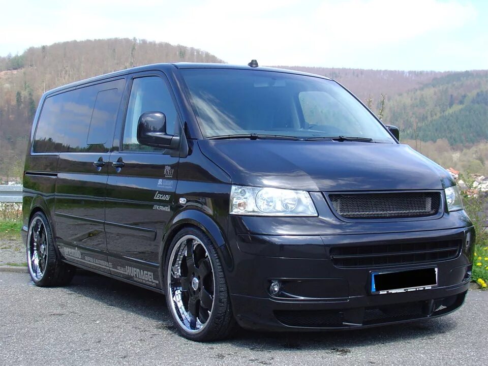 Тюнинг фольксваген т5. VW Transporter t5 Tuning. Фольксваген Мультивен т5. VW t5 Multivan обвес. Фольксваген т5 2005.