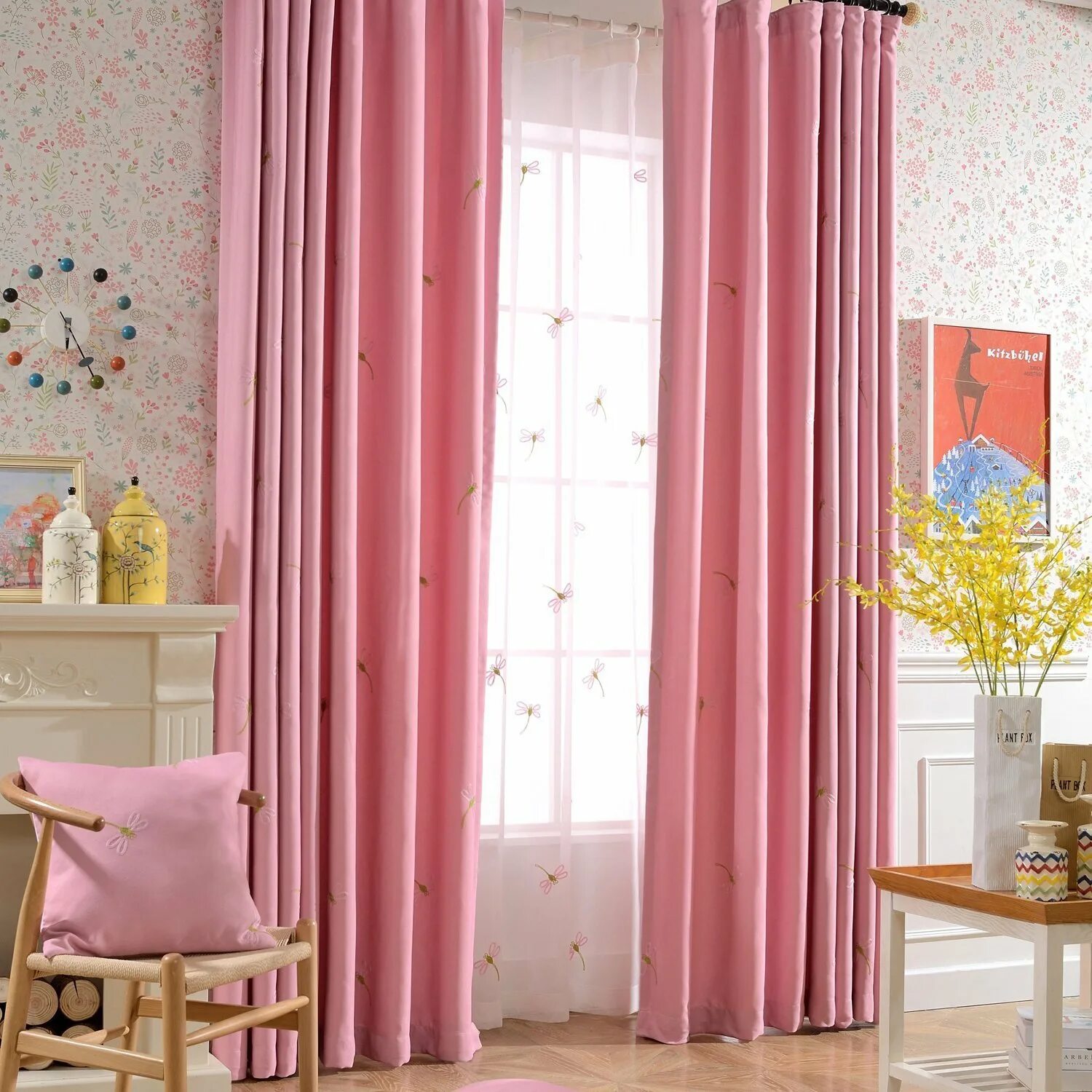 Розовые шторы. Розовые занавески. Шторы для детской комнаты. Шторы розовые для девочки.