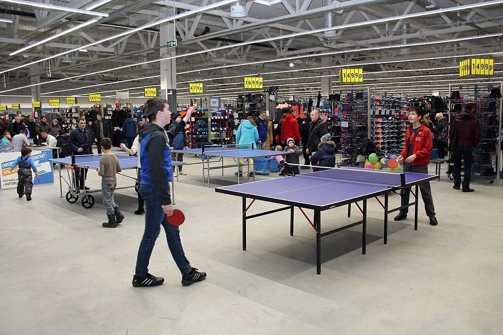 Decathlon авиапарк. Декатлон число. Тц декатлон. Decathlon тольятти. Декатлон фото.