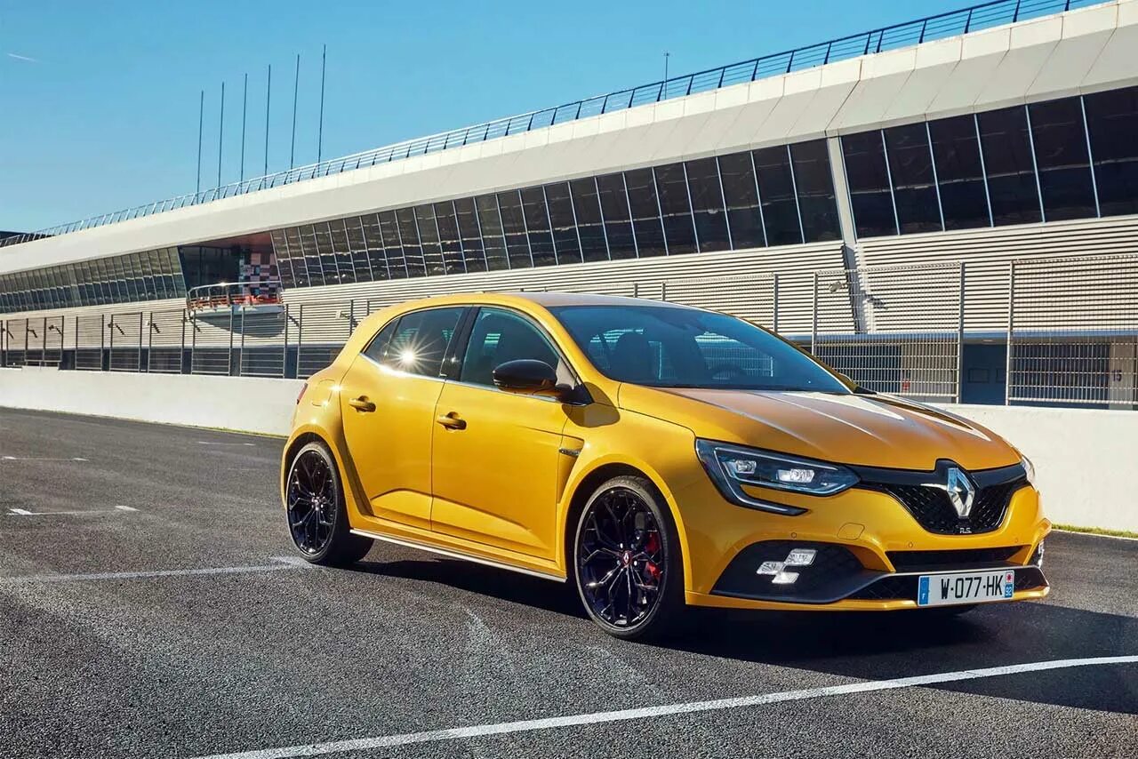 Рено меган 8. Renault Megane 4 RS. Renault Megane RS 2018. 2018 Renault Megane r.s.. Рено Меган 4 спорт.