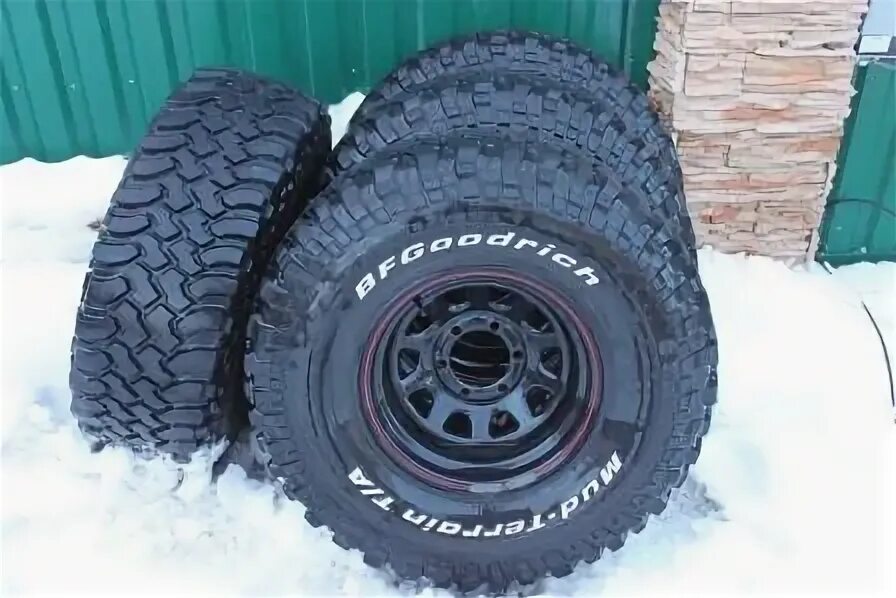 12 5 33. 33/12.5 R15 на штатный диск УАЗ. Шины 33 12 5 r15. 33х12.5х15. МТ американские. Резина на УАЗ 33 12.5 r15 МТ.