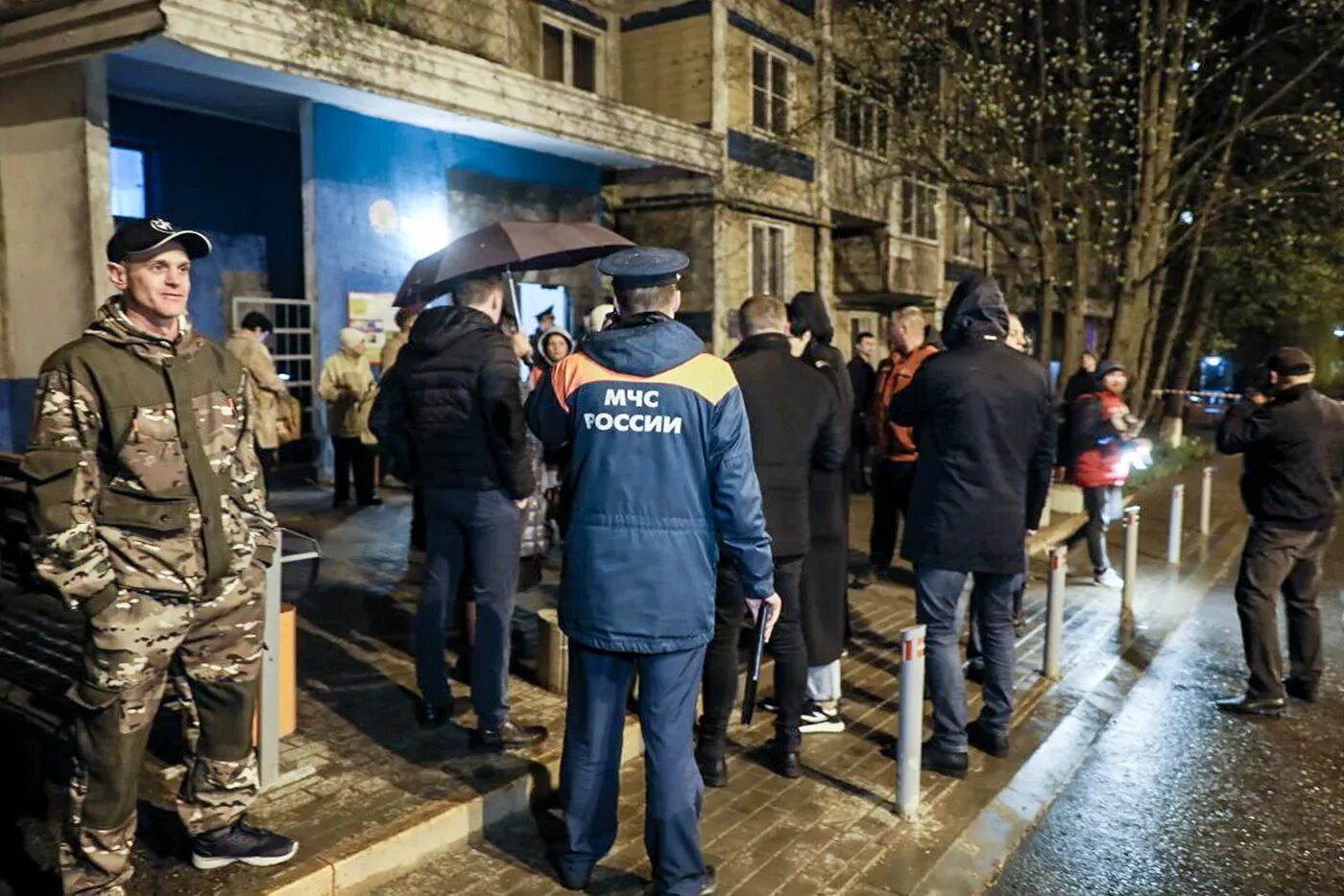Ситуация белгород последние новости. Последние события взрыва в белгороде. фото людей. взрывы в белгороде сейчас. тасс фото.
