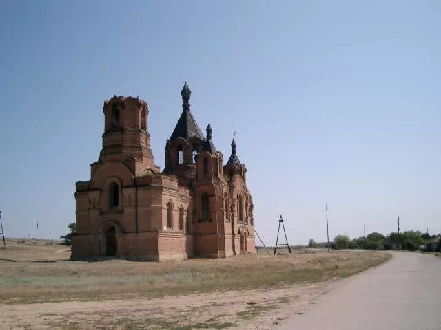 Погода в голубинской калачевский район волгоградской. Станица Голубинская Калачевский район Волгоградская область. Церковь Голубинка Калачевский район. Станица Голубинка Калачевский район Волгоградской области. Храм Николая Чудотворца Голубинская.