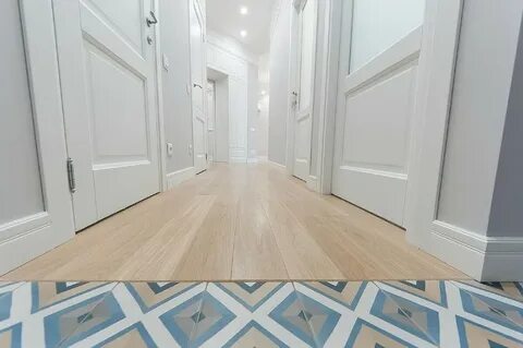 Кварцвинил в прихожей