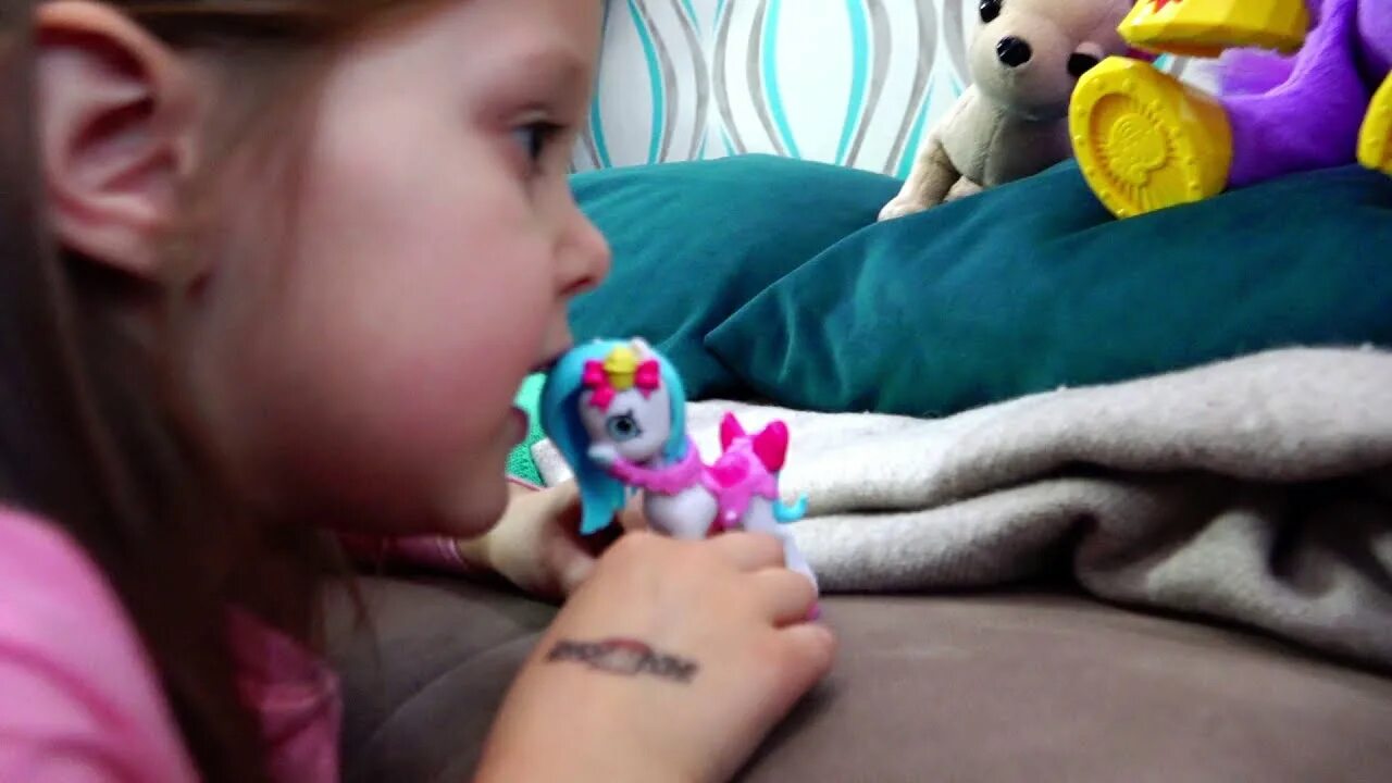 Амелька карамелька 2022. Амелька карамелька челлендж. Амелька карамелька. Amelka karamelka канал. Включи амелька карамелька 24 часа.