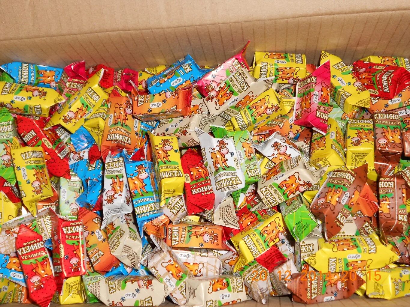 волгир конфеты ассорти cream fudge. конфеты коровка ассорти на сливках/вольский кондитер. конфеты коровка ассорти. Cream fudge конфета молочная ассорти, вольский кондитер. азовская коровка ассорти.