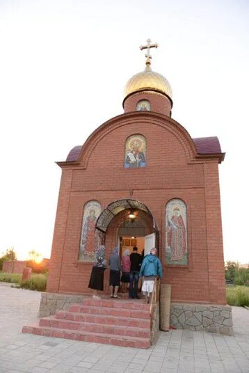 Адамовка храм покрова. Адамовка храм покрова. Музей адамовка. Поселок адамовка елизаветинка оренбургская область. Адамовка храм покрова оренбургская область.