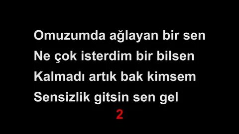 Omuzumda aglayan sen