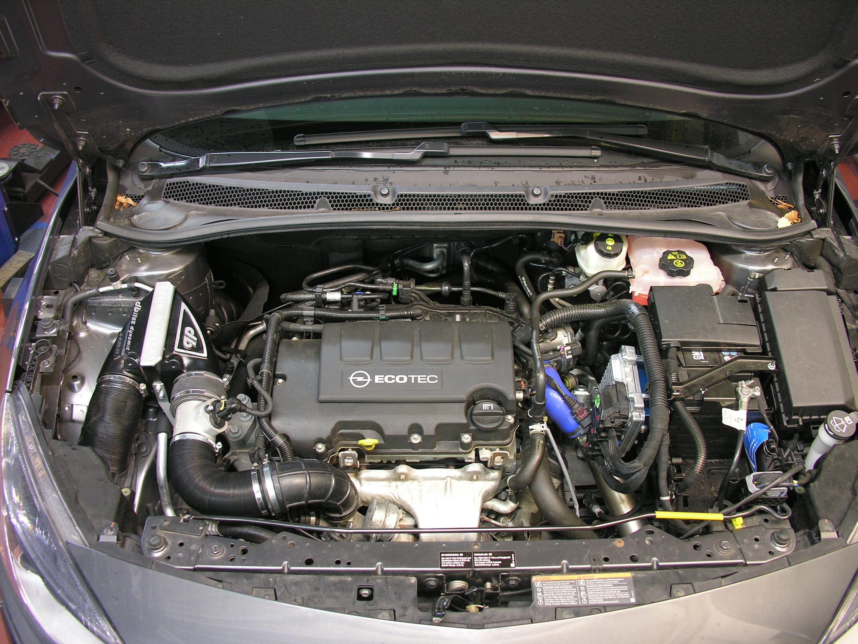 Opel Astra-j a14net. Двигатель Opel Astra j 1.4 Turbo a14net. Двигатель Опель GTC 1,4.