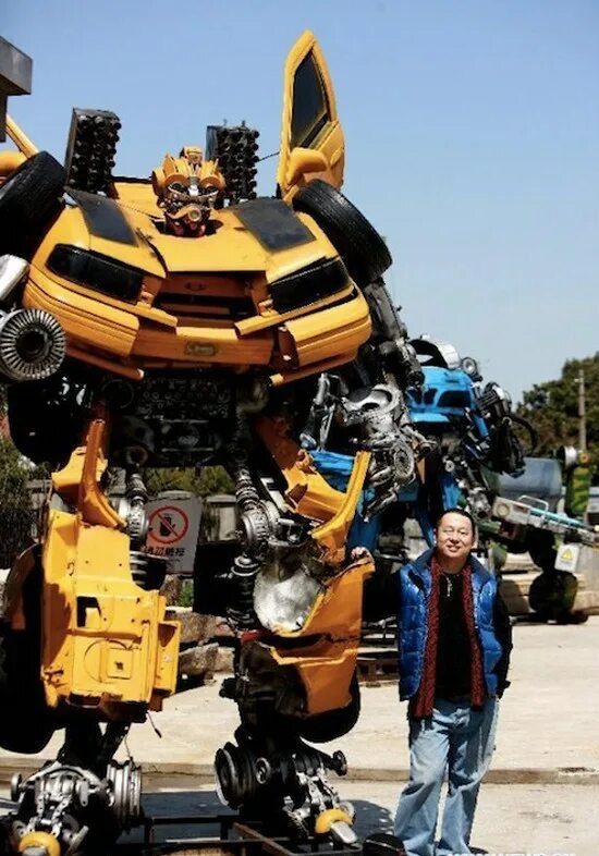 Какой робот покажи. Робот-машина. Машина трансформер. Огромный робот. Трансформер робот-машина.
