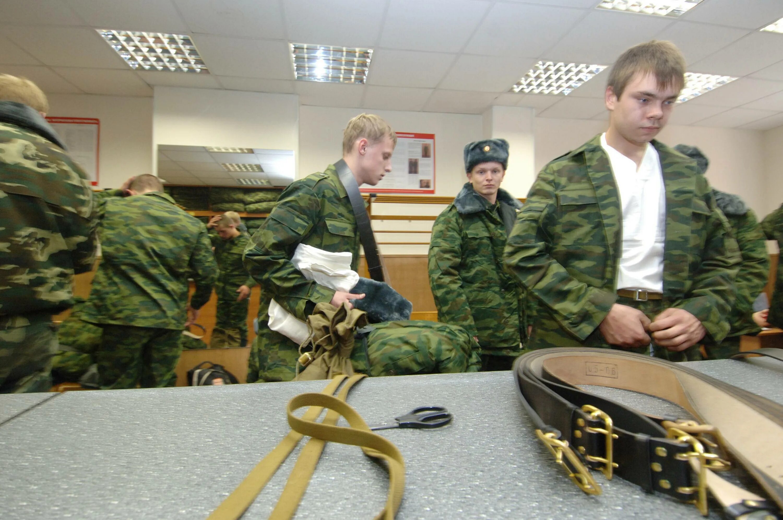 Военкомат кандалакша. Армия россии сборный пункт. распределитель в железнодорожном армия. армия армия. елшанка военкомат.