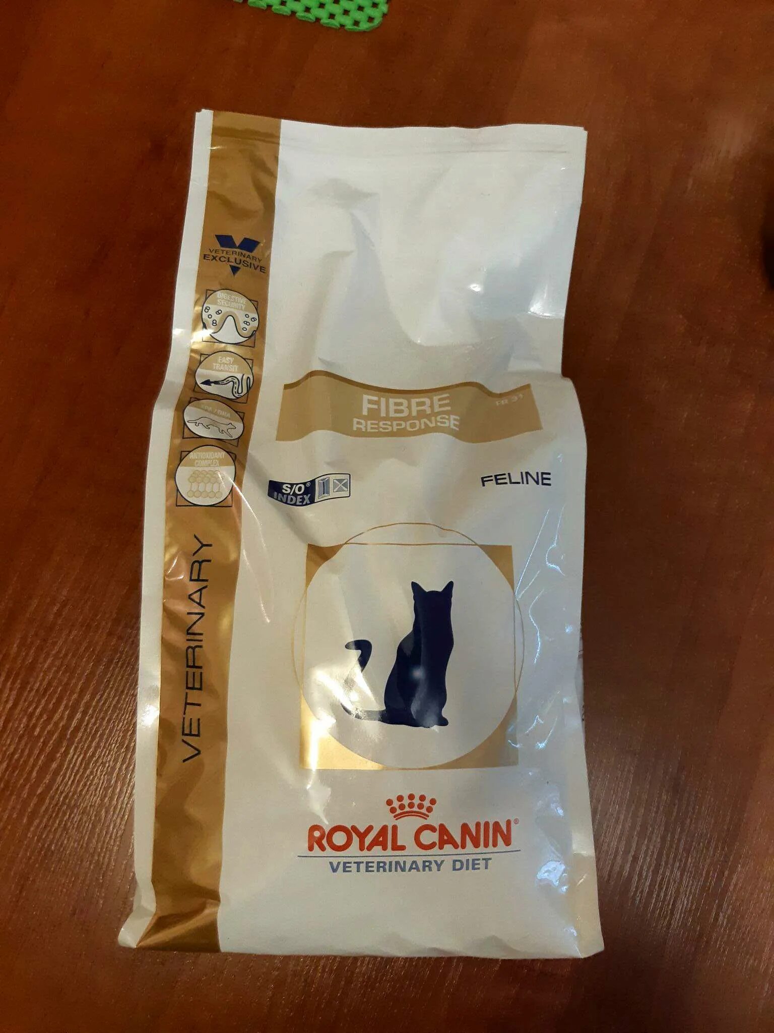 Royal canin fiber для кошек. Корм для кошек Роял Канин гастро Файбер. Fiber Royal Canin для кошек 2кг. Роял Канин Файбер Респонс для кошек. Корм Роял Канин Fibre response для кошек.