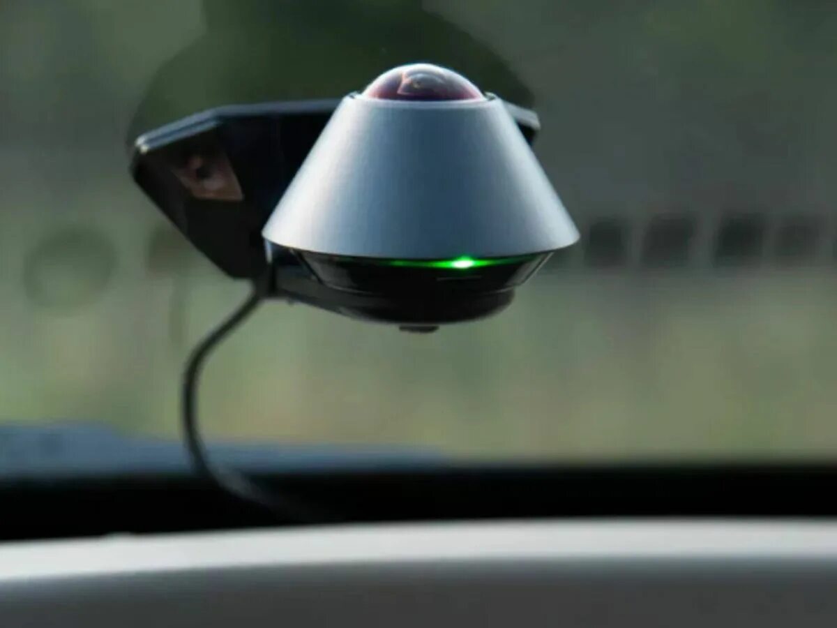 360 камера видеорегистратор. Камера 360 автомобильная. камера 360 на крышу авто. камера в машину для наблюдения 360. камера 360 в машине.