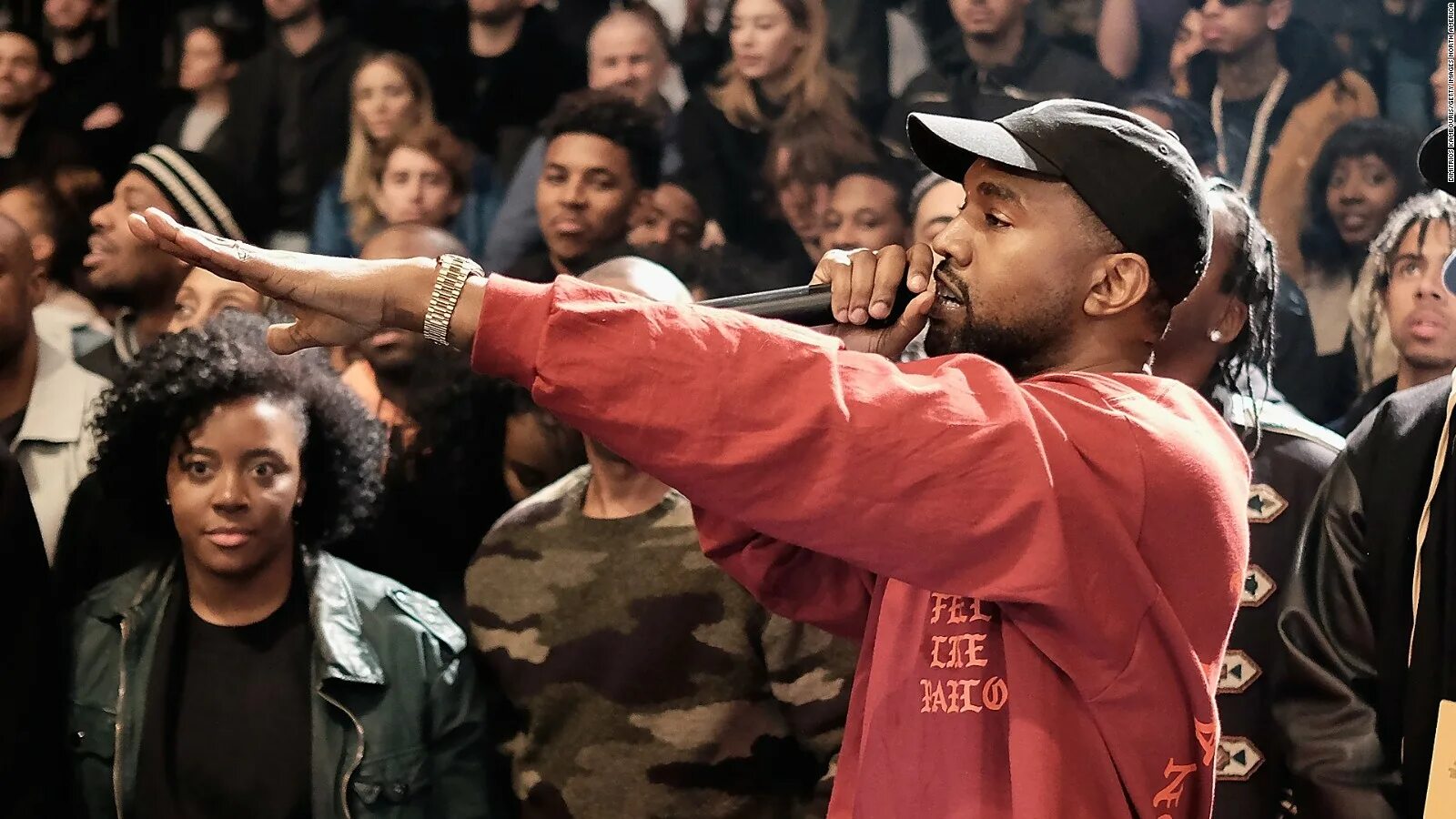 The life of pablo канье уэст. Kanye west party. Kanye west party. Канье вест фото с концерта. Канье вест и кид кади.