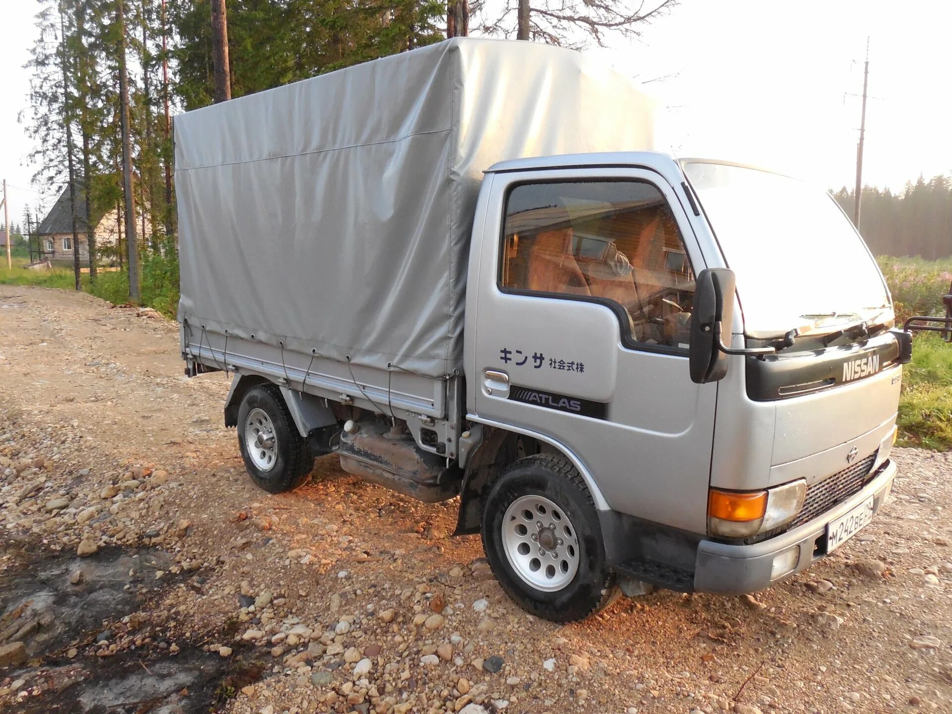 Купить грузовик атлас. Ниссан атлас 1998. Ниссан атлас 150. Nissan Atlas 5. Nissan Atlas 250.