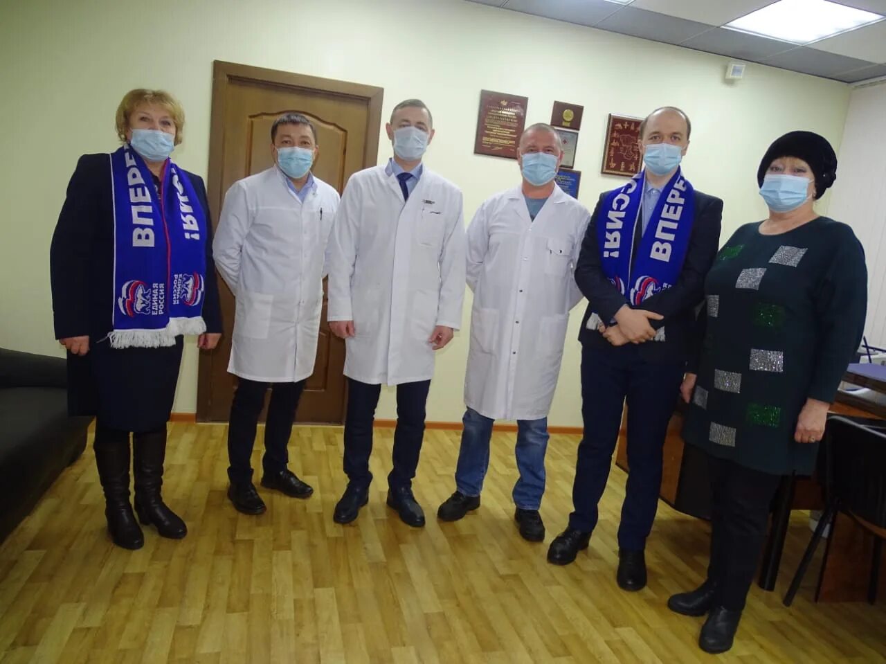 Отдел кадров лянторская городская больница. Прием врача инфекциониста. Прием врача терапевта в поликлинике. Городская детская больница липецк. Лаборатория лянторская больница.