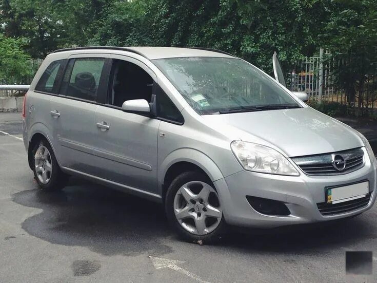 Вес опель зафира а 2. Opel zafira 2008. 2 дизель 2003 год. Зафира б 2. Опель зафира 1.
