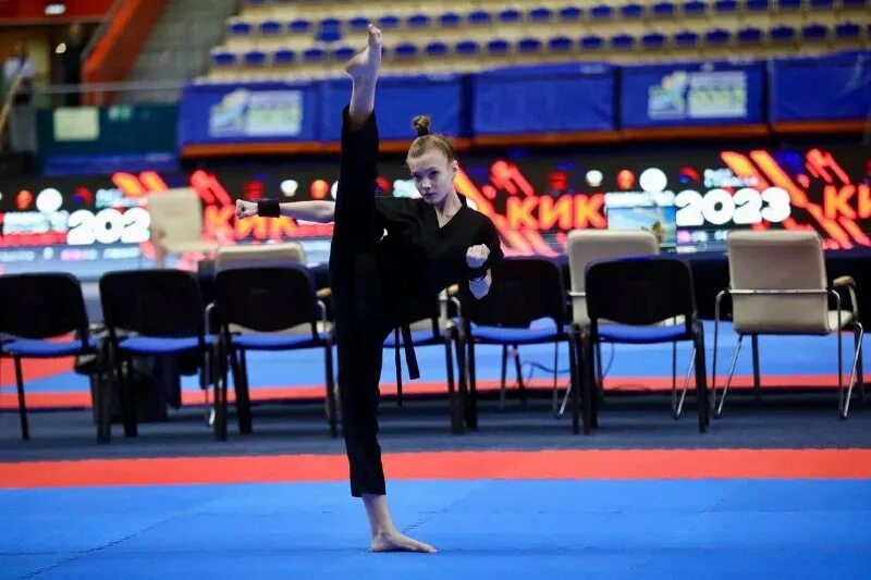 выступил на турнире. спорт. Yekindar в ликвид. александр осетров школа шторм. выступил на турнире.