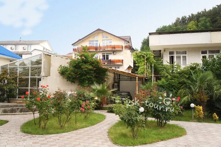 13. кабардинка райский уголок пролетарская. черноморская 35 кабардинка райский уголок. райский уголок лоо таежная 1. гостевой дом райский.