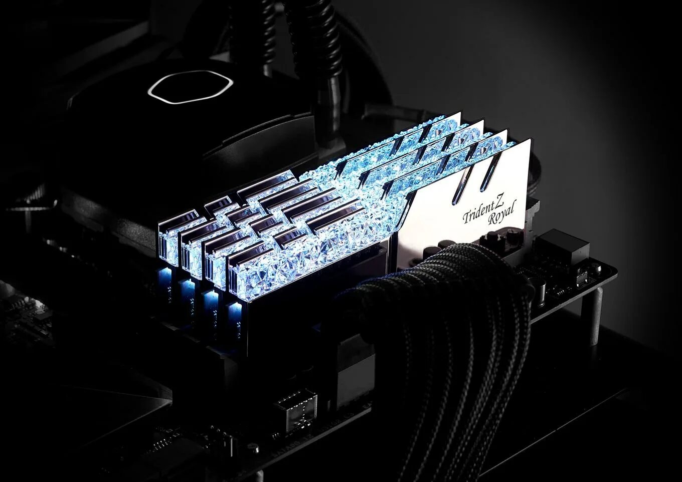 G skill чипы. G.skill trident z royal 16gb. g.skill trident z 16gb ddr4. оперативная память g.skill trident z royal. gskill ddr4.