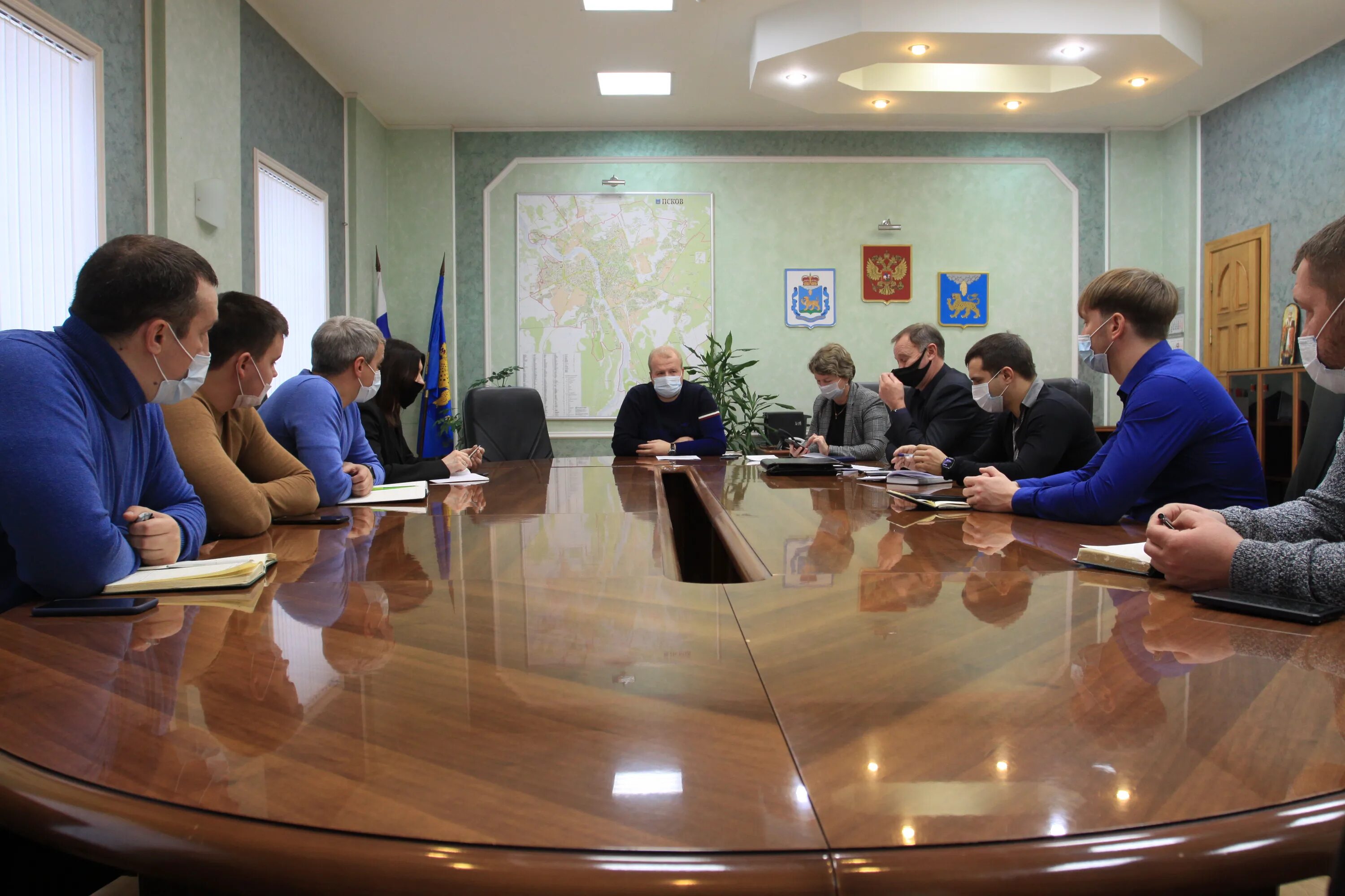 Городская управляющая компания 1 псков. Население пскова на 2023. Псковская городская дума. Депутаты псковской городской думы фото. Новости города пскова.