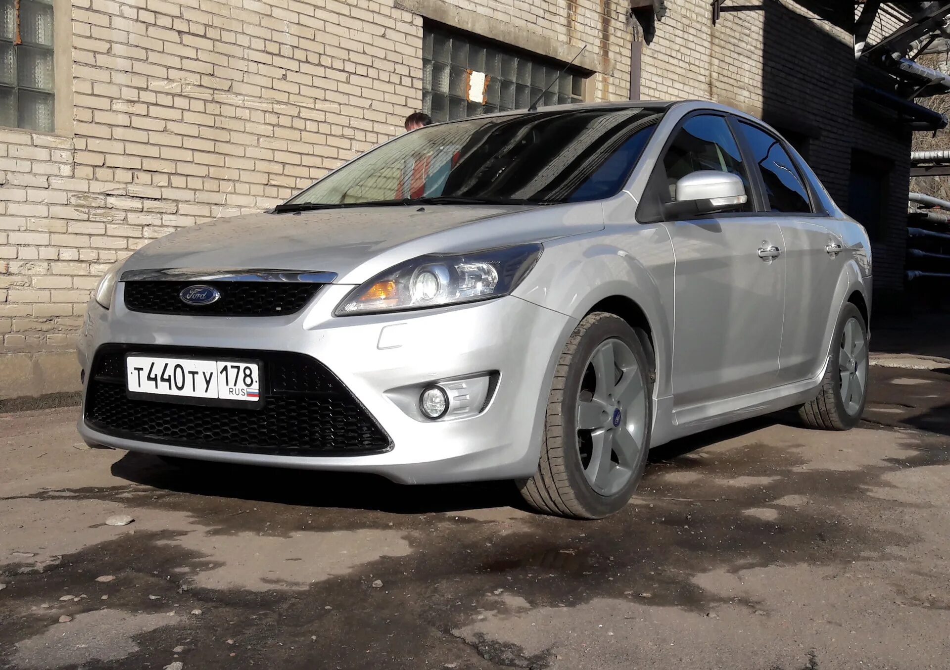 Форд фокус купить объявления. Ford Focus 2 St Рестайлинг. Ford Focus 2 rest. Форд фокус 2 Рестайлинг седан. Форд фокус 2 St седан.