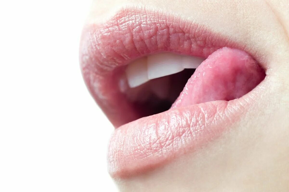 Girl lick telegram. Girl lick telegram. Девушка облизывает чупа чупс. Lick your finger. Girl lick telegram.