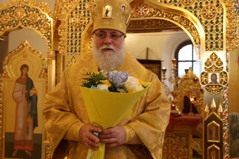 На 40 дней в церкви заказывают