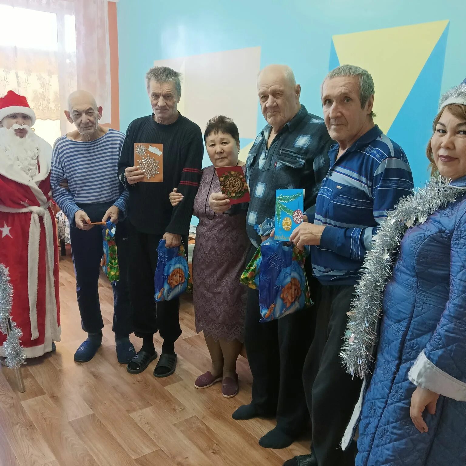 Дом интернат махачкала. Забота интернат махачкала. Дом интернат забота. Проводить бабушку. Дагестан махачкала школа интернат для умственно отсталых.