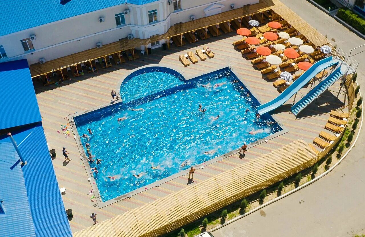 Гостиница волга волга. Проспект волжский 16 волгоград бассейн. Волга волга проспект волжский 16. Волга волга волгоград. Волга волга бассейн волгоград.