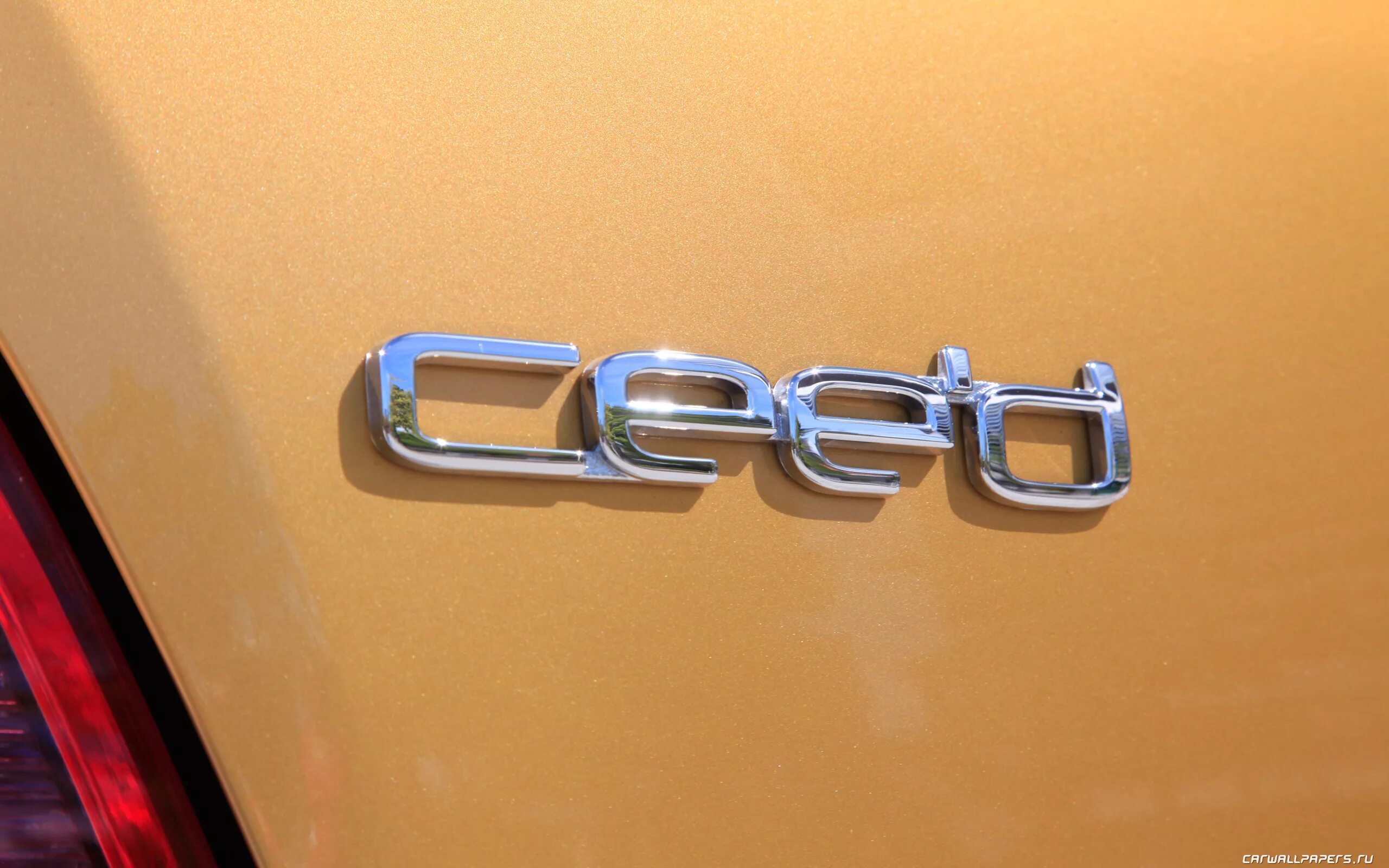 Эмблема ceed. Ceed надпись.