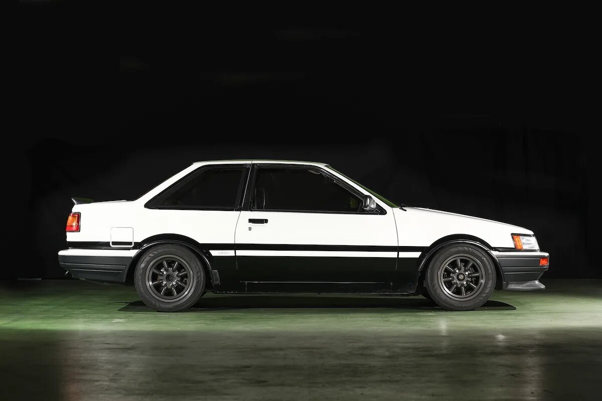 Toyota ae86 1984. Ае тоне. Ае тоне. Toyota ae86 stance. Toyota ae86.
