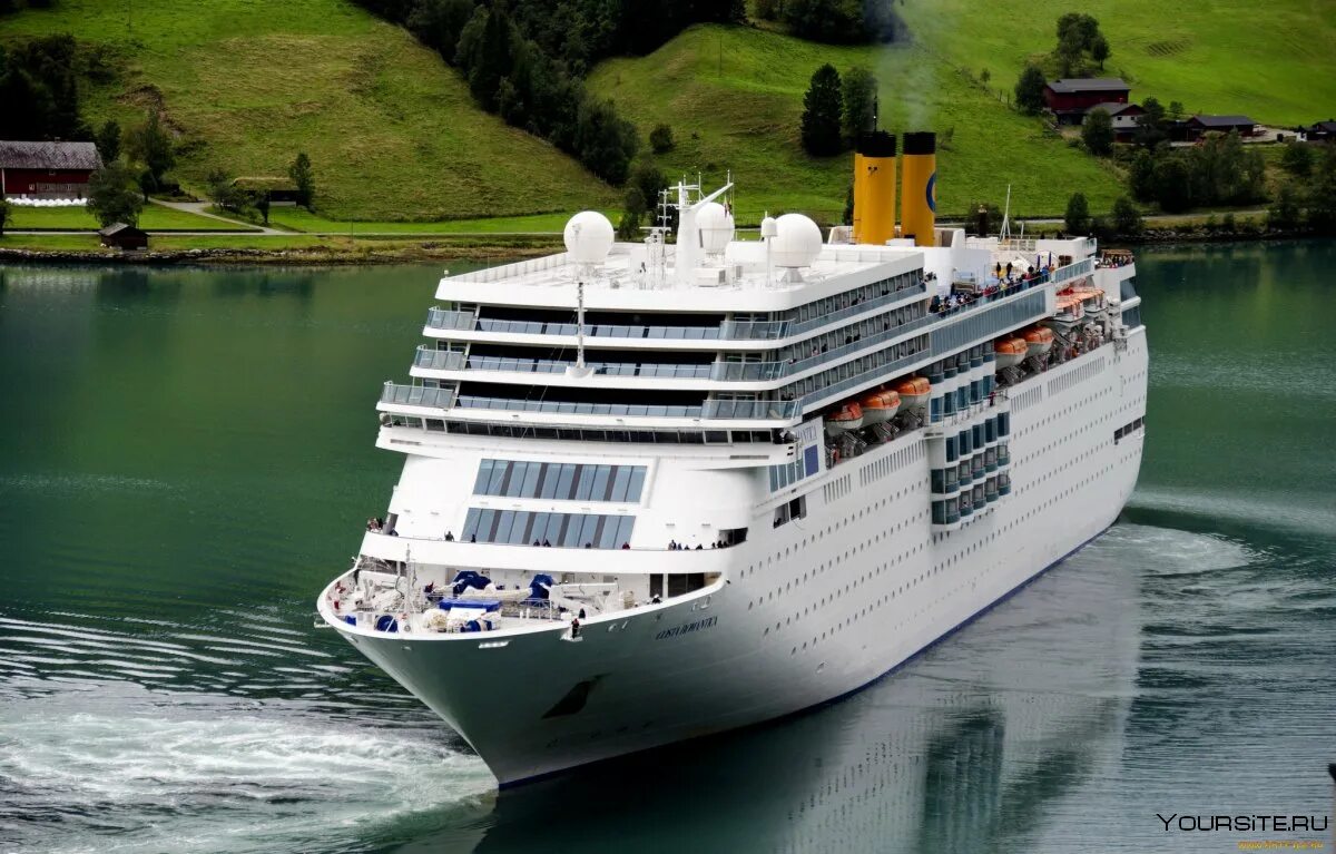 Санкт петербург теплоход речные круизы. Рек лайнеры. Речной вокзал москва лайнеры. Рек лайнеры. Рек лайнеры.