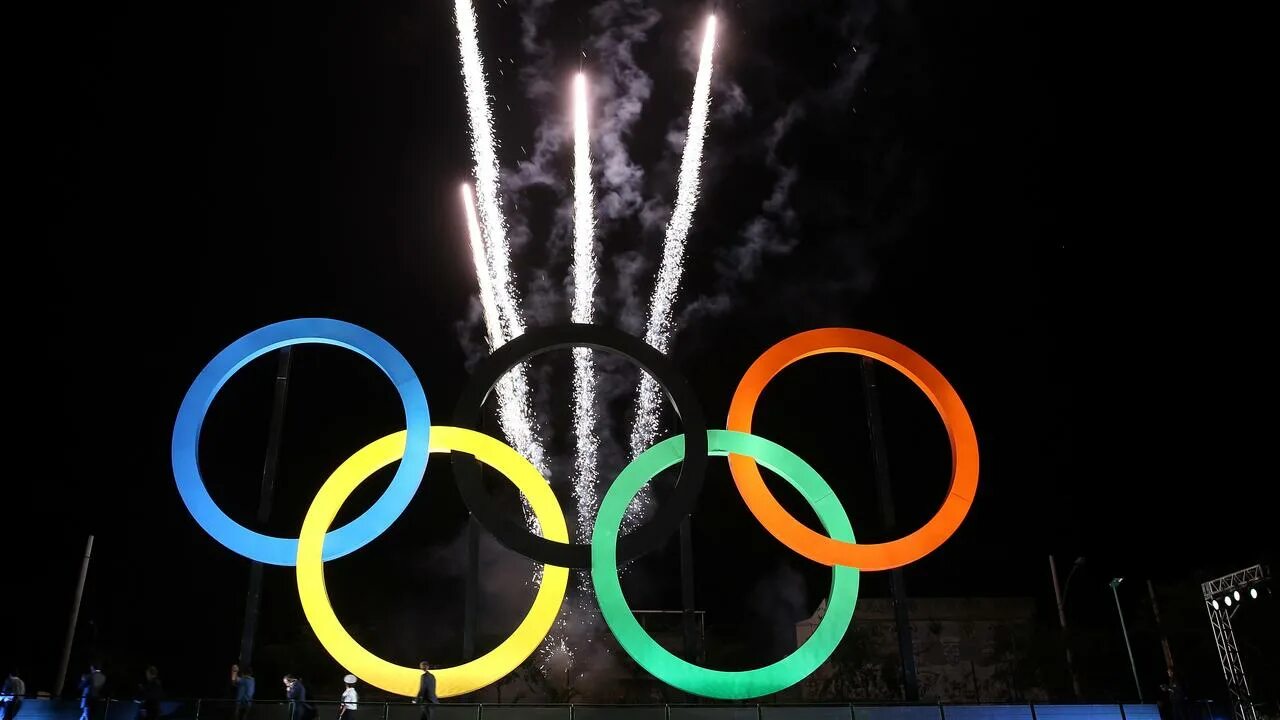 Зимние олимпийские игры 2022. Олимпийские игры в сочи. Кольца олимпийских игр. Олимпийские игры 74. Олимпийские кольца картинки.