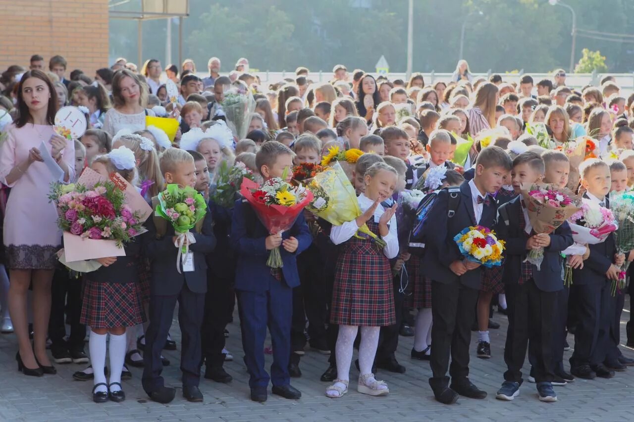 Школа номер 110 Санкт-Петербург. 110 Школа Выборгского района Школьная форма. Школа 110 Новокузнецк фото. 110 Школа Выборгского района на поэтическом форма одежды. Санкт петербург школа 110