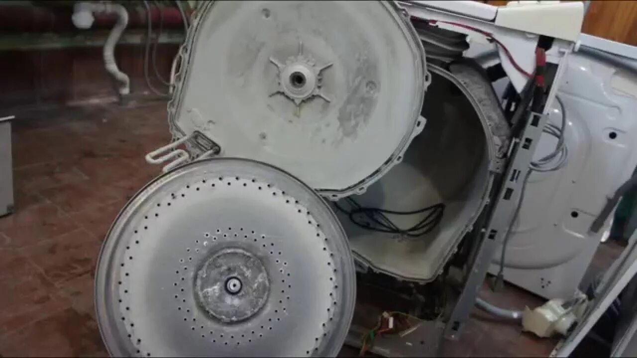 Сервисный центр стиральной машины вирпул. Барабан вертикальной стиральной машине Вирпул. Whirlpool awe 9630 барабан. Электропривод барабана стиральной машины Whirlpool awe 2214/1. Ремкомплект барабана стиральной машинки Вирпул.