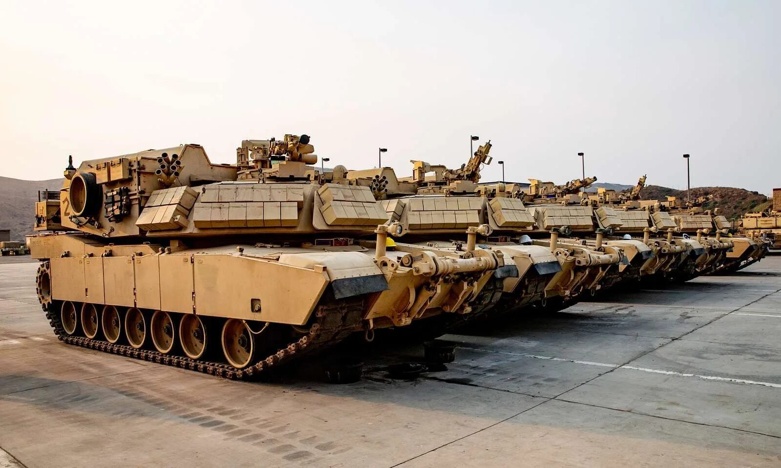 M1150 abv. Бронемашина m1150. M1 assault breacher vehicle. M1150 abv. Бронемашина m1150.