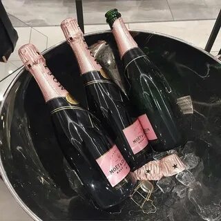 Шампанское алкогольное