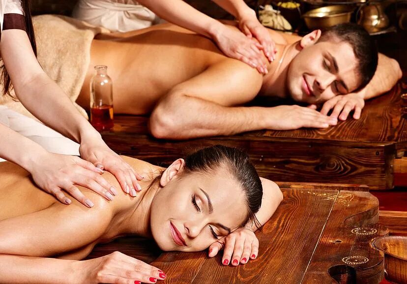 Тайский ойл-массаж в royal thai для двоих. Роял тай балийский массаж. Спа для двоих. Салон эротического массажа. Классический массаж.