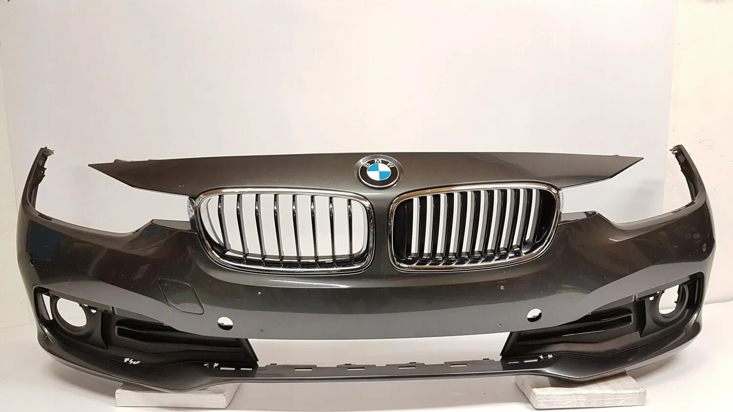 Bmw f30 передний бампер. Передний бампер bmw f30. Передний бампер f30 бмв артикул. Bmw f30 m бампер. Передний сплиттер bmw f30.