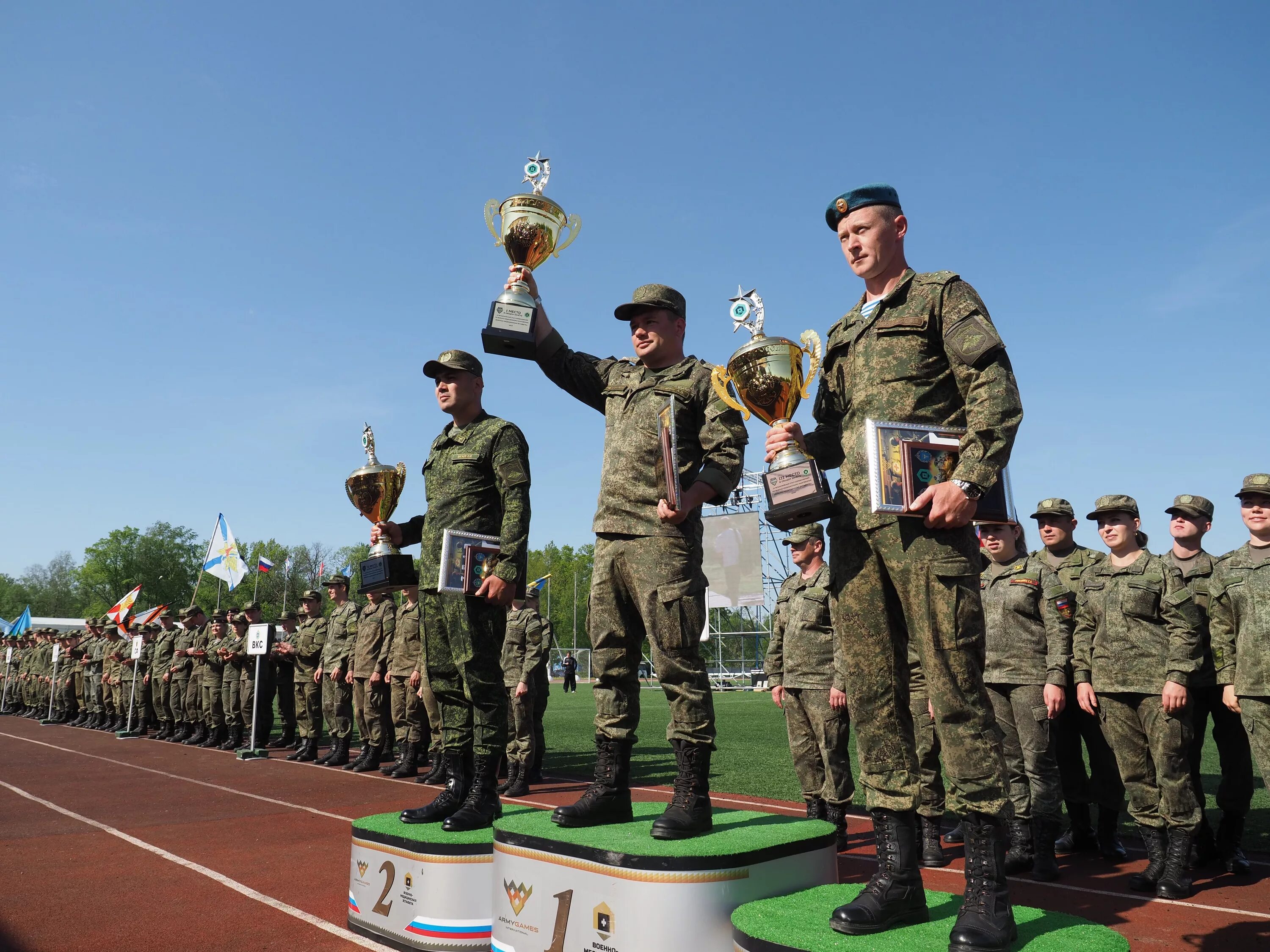 Военные игры команда. Военные соревнования. Военные спортивные состязания. Награждение военнослужащих. Международные военные соревнования.